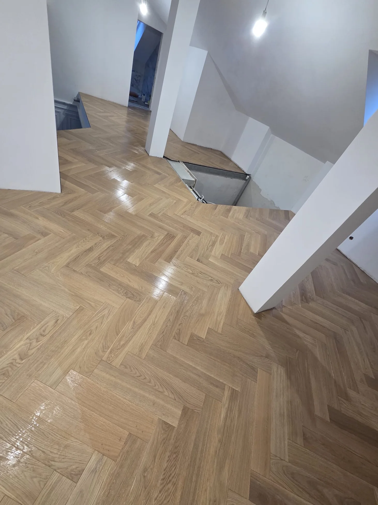 Parkiet w jodełkę – poddasze